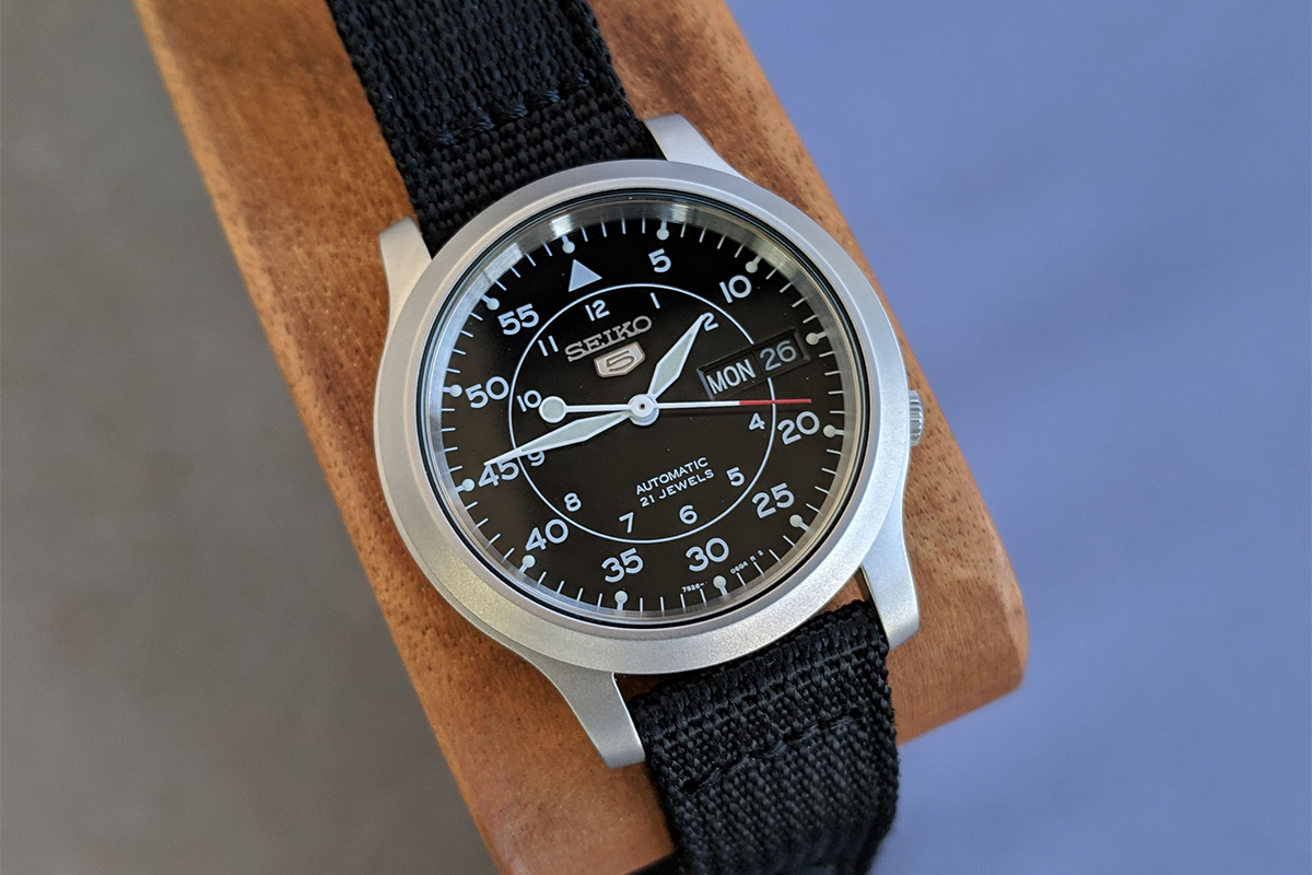 Seiko 5 SNK809K2S - Sự trở lại của một huyền thoại