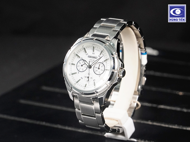 Seiko Solar SNE067P1 -  Tinh hoa đồng hồ năng lượng “xanh” 