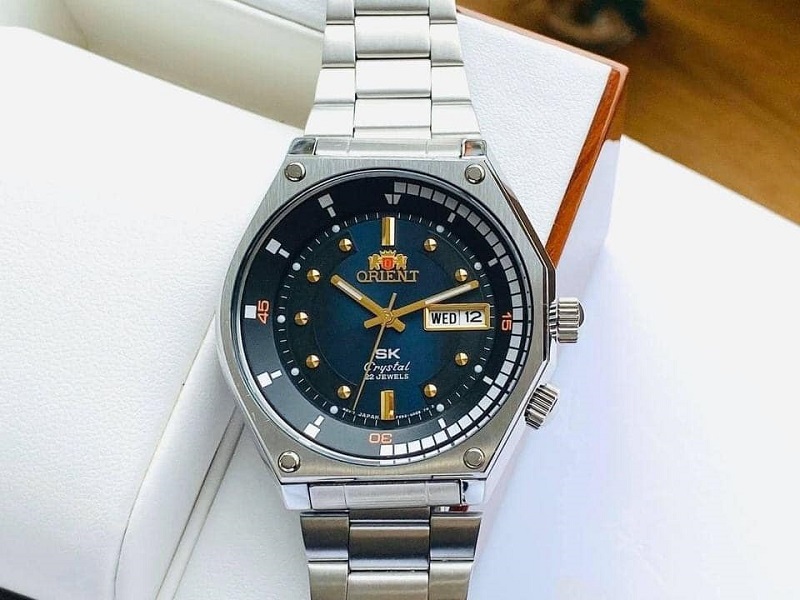 Đồng hồ Orient RA-AA0B03L19B - Phiên bản xanh navy đầy quyến rũ