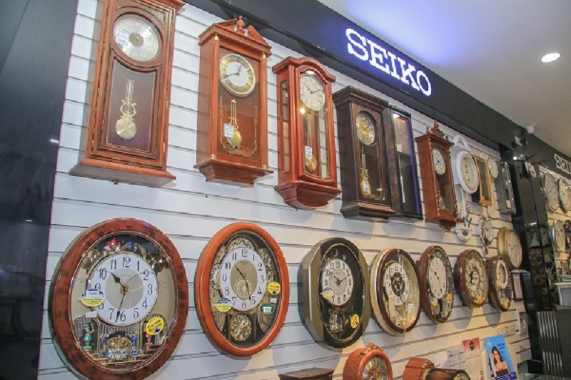 Đồng hồ treo tường Seiko QXH075B